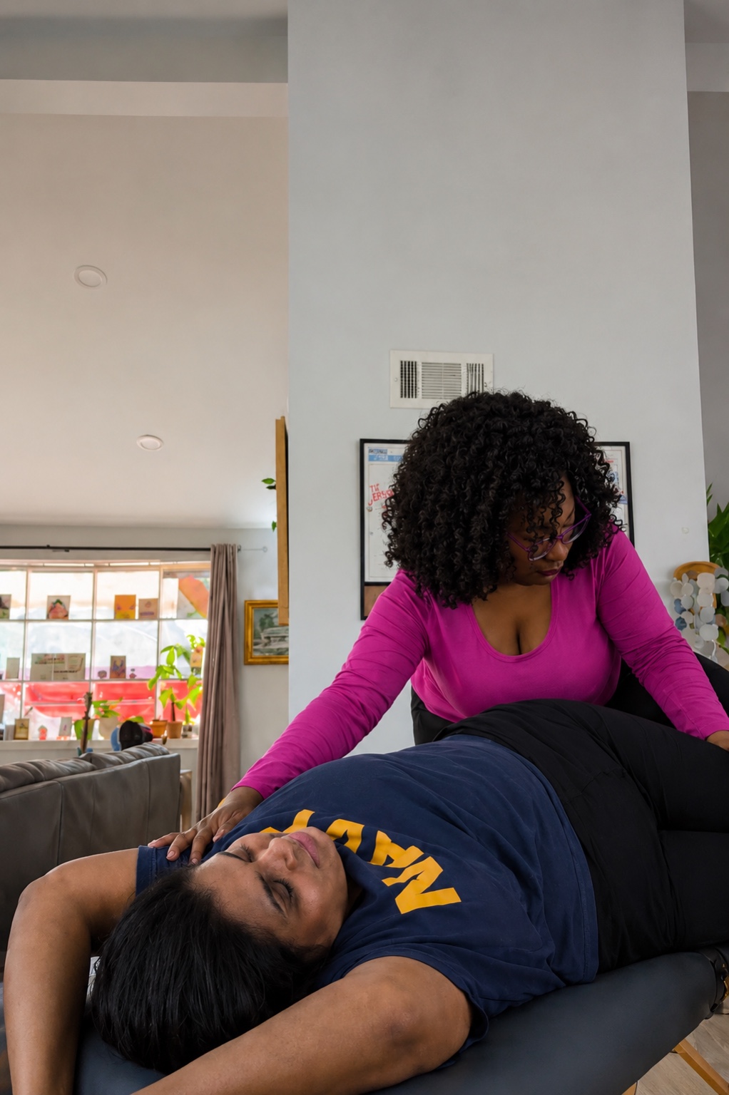 Assisted stretch therapy upper body session